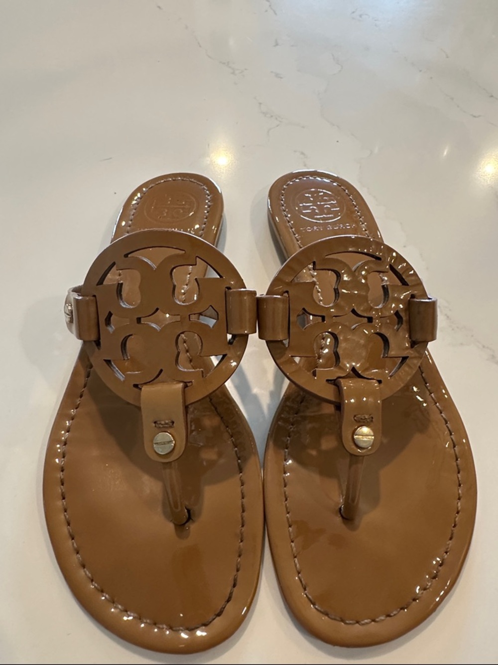 Tory Burch Sand Patent Leather Miller Sandals Size 7 1/2